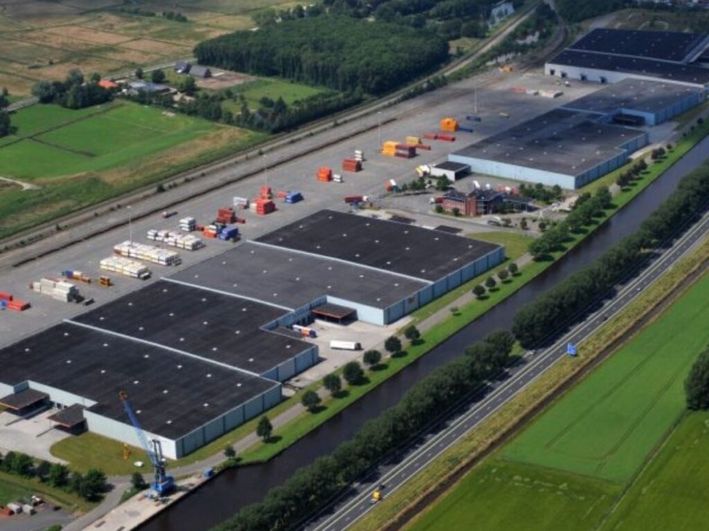drone hoogte foto van innostock veendam