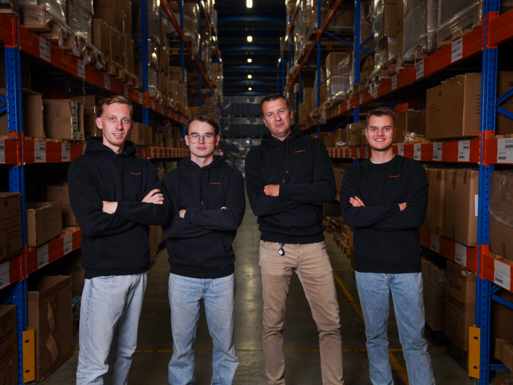 Het team van Innostock in het fulfilment magazijn